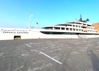 Emerald Azzurra yacht cruise — The Points Guy