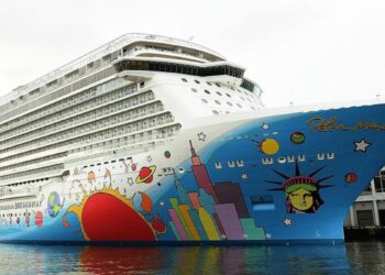 Norwegian Drops Covid Testing. Will Royal Caribbean, Carnival?