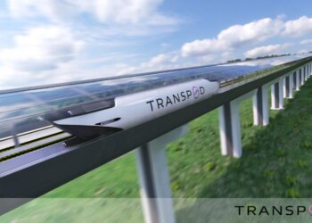Travel news: Pilots cockpit fight, a 1,000 kph train and an underwater expedition