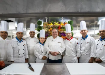 Carnival Rolls Out New Menus Fleetwide