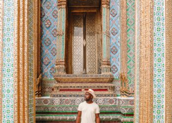 The Grand Palace And Khlongs Of Bangkok, Thailand – Hand Luggage Only