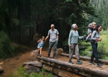 Save 10% off Visitors to Canada Emergency Medical Plans!
